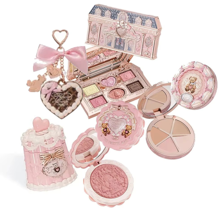 Flower Knows Sweetie Bear Make-up-Set, Fixierpuder, Concealer, Rouge, Lippenstift - Bild 2