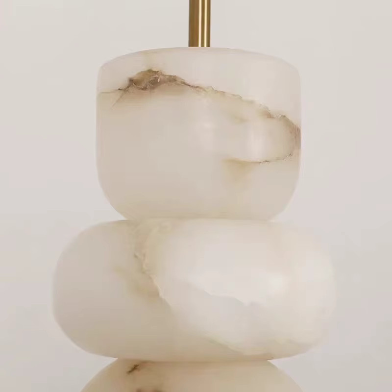 Goodish Pendelleuchte aus weißem spanischem Marmor und Metall im minimalistischen Design für Küche und Innenräume - Bild 4