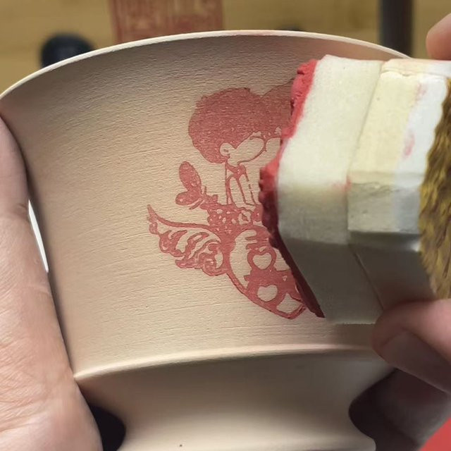 Flexibler gebogener Schwammstempel für Keramik und Ton in Mehrfarbig, DIY-Werkzeug für strukturierte Oberflächen auf unebenen Bögen - Bild 1