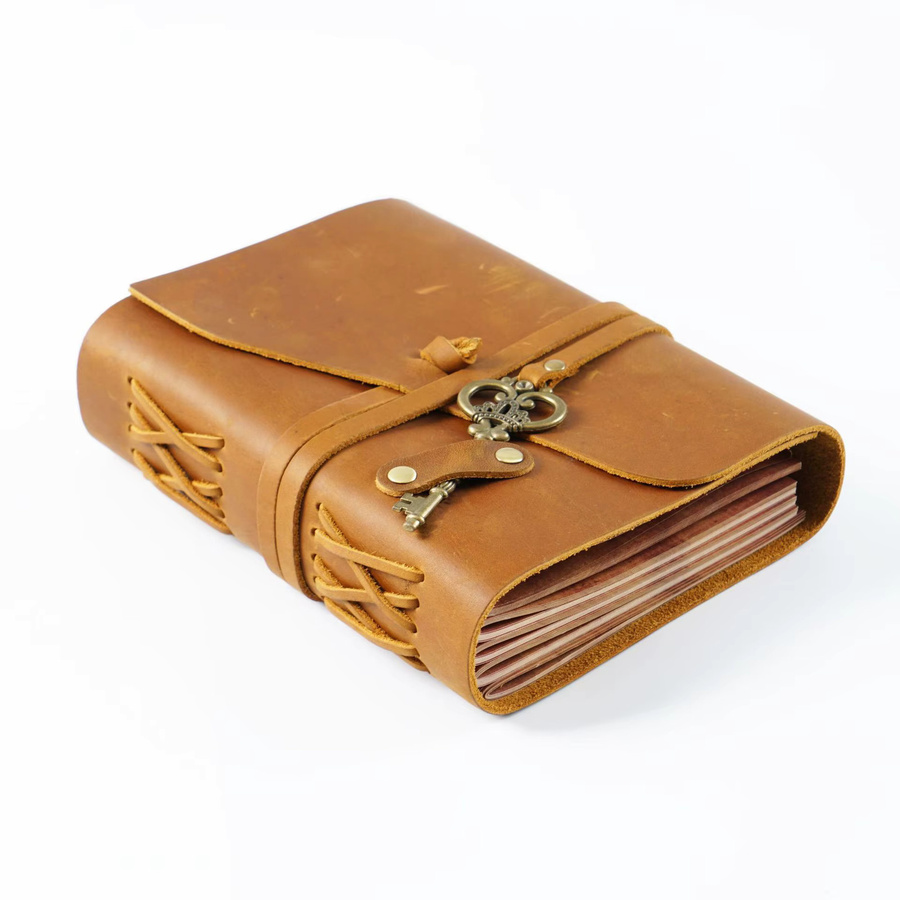 Handgefertigtes Vintage A5-Notizbuch aus braunem Rindsleder mit losen Blättern - Bild 3