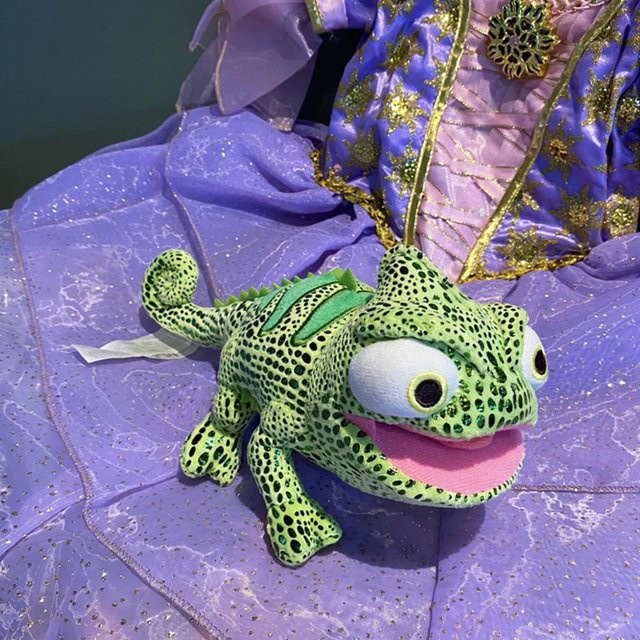 Yiran toy Rapunzel Pascal Plüschtier, 25cm - Bild 1
