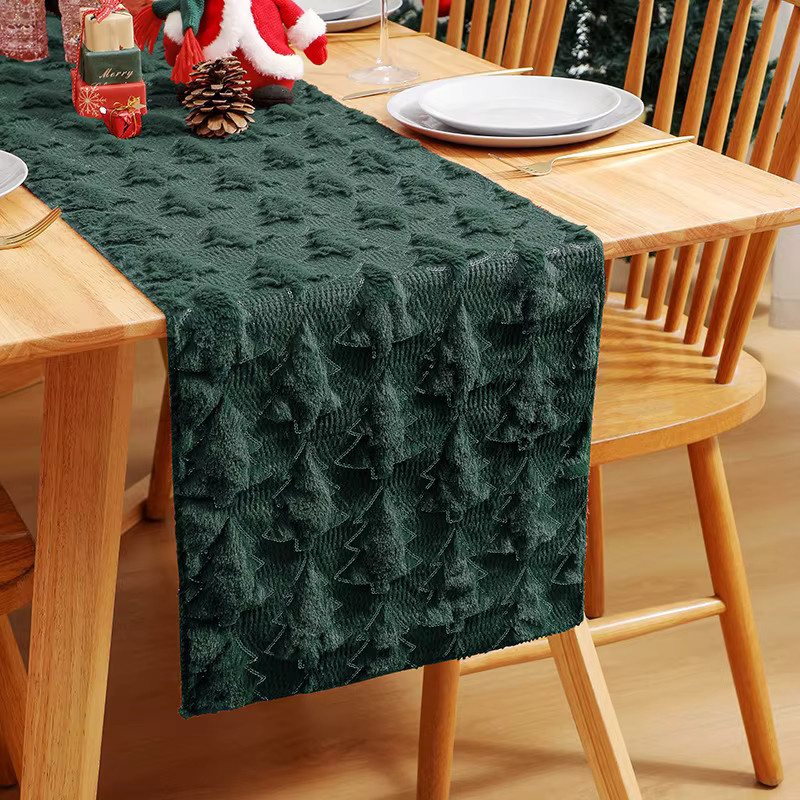 VIKAMA Tischläufer mit 3D Weihnachtsbaum-Motiv und Pailletten in Grün und Weiß - Bild 1
