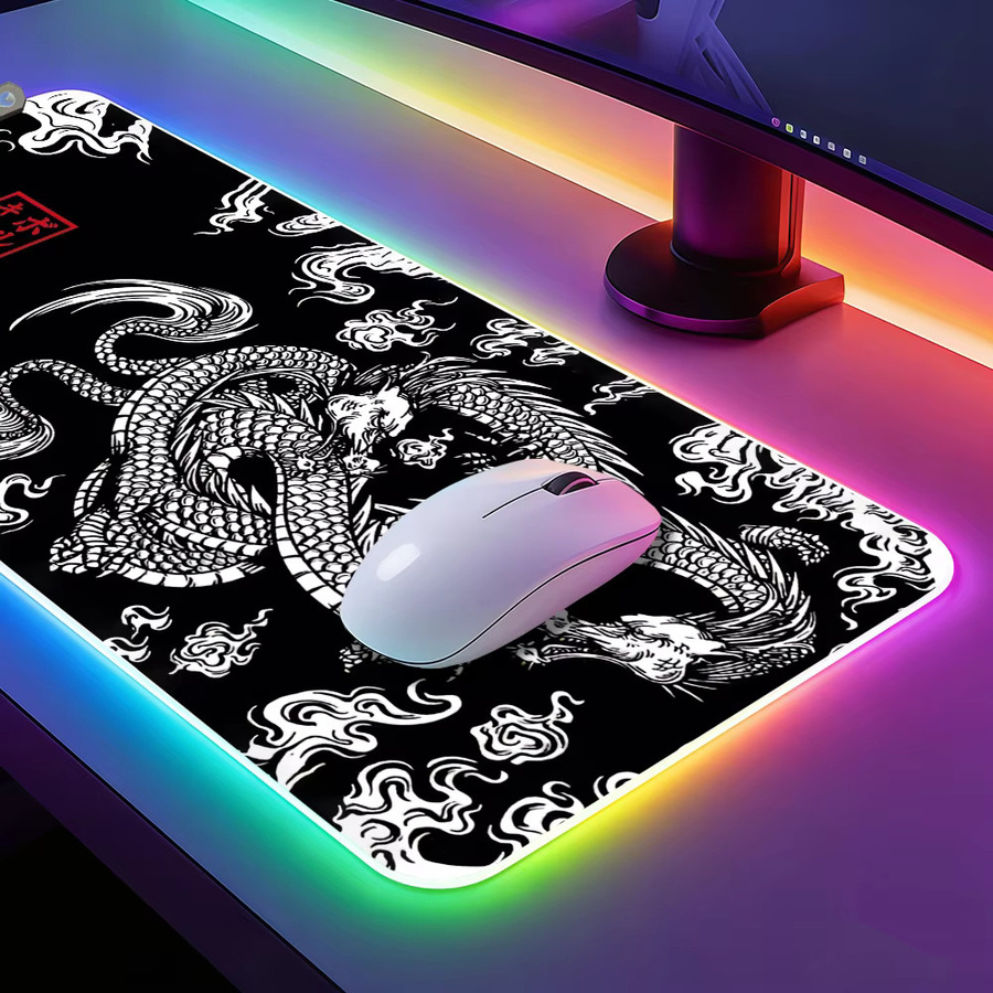 Potdemiel Japan D-Dragon RGB Gaming-Mauspad XXL in Schwarz mit LED-Beleuchtung und Micro-USB-Anschluss - Bild 3