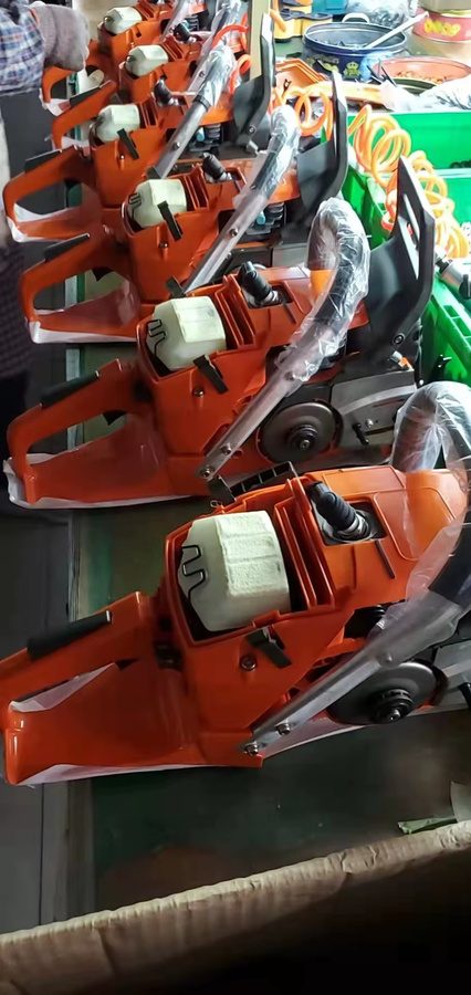 Husqvarna Kettensäge 372 Benzinbetrieben, 72,8 ccm, Orange - Bild 4