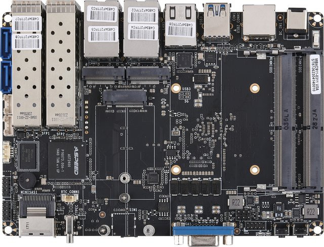 Qotom Motherboard mit 10G SFP+ und 2,5G SFP in Schwarz für C3338R 3558 C3758 C3758R C3808 C3908 CPUs - Bild 1