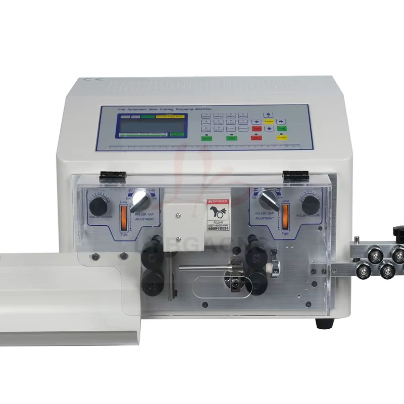 LYBGACNC Drahtabisoliermaschine SWT-608-EN in Weiß, computergesteuert mit 4-Rad-Antrieb für 0,1 bis 6mm² PVC/PTFE-Kabel zum Abisolieren und Schneiden, 220V - Bild 4