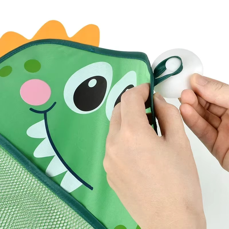 vvocci Baby-Badespielzeug-Aufbewahrungstasche in Grün mit Saugnapf und Dinosaurier- sowie Tiermotiven als hängender Netz-Korb für Wasserspielzeug - Bild 3