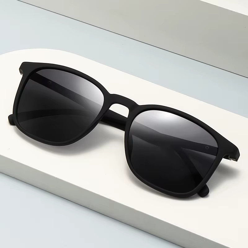 Polarisierte Sonnenbrille für Herren, Vollrand, Square, Schwarz, Kunststoff - Bild 2