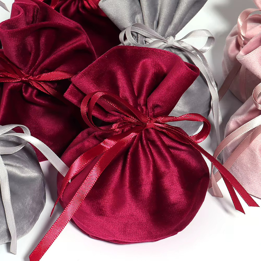 Louleur Samt-Beutel mit Kordelzug für Schmuck und Geschenke in Grau und Rot - Bild 3