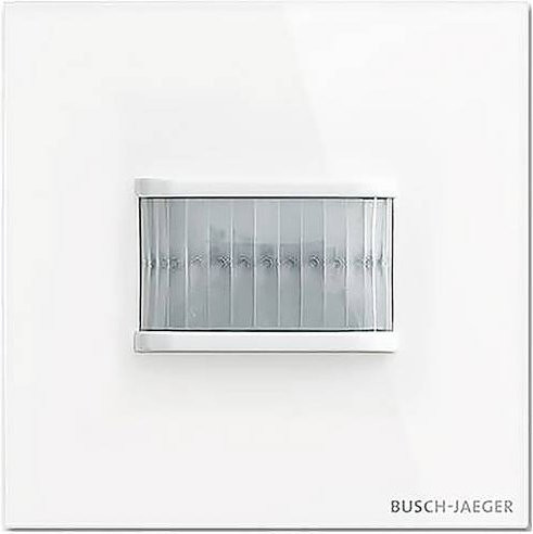 Busch-Jaeger Bewegungsmelder für den Garten in Weiß - Bild 1