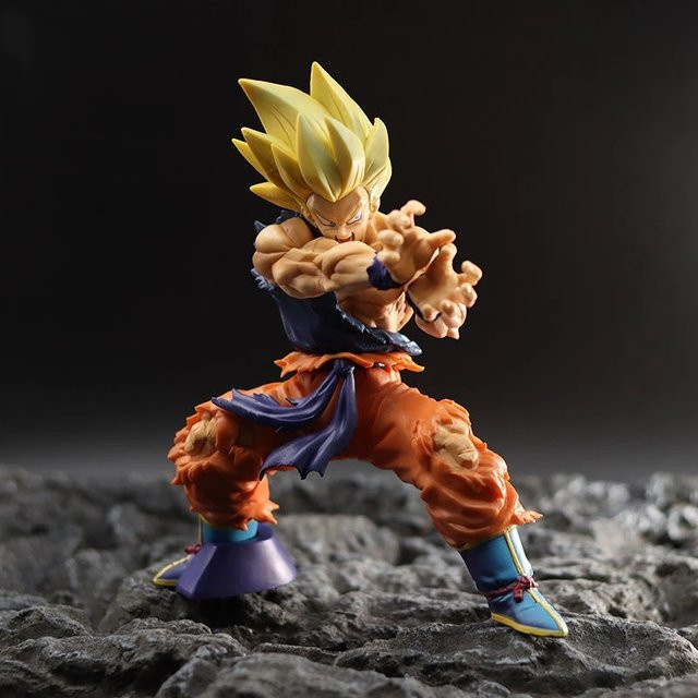 Bandai Dragon Ball Z Son Goku Super Saiyan Kakarotto Actionfigur, 15cm - Bild 1