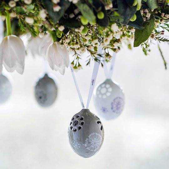 2er-Set Porzellaneier Wiinblad von Rosendahl in Graugrün mit Blumenmuster - Bild 1