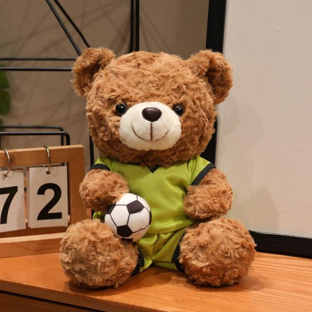 Kawaii Bär mit Fußball, Stofftier, Bekleideter Bär, Plüschtier Puppe, 16cm - Bild 1