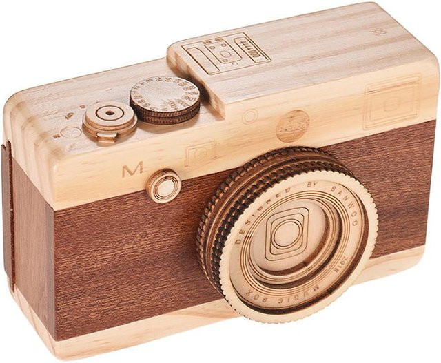 Hölzerne Spieluhr im Retro-Kamera-Design mit klassischer Melodie von Igeteck - Bild 1