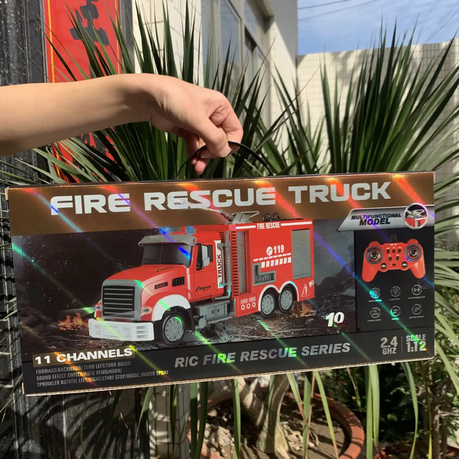 CONUSEA Feuerwehrauto, ferngesteuert, mit Wasserkanone - Bild 2