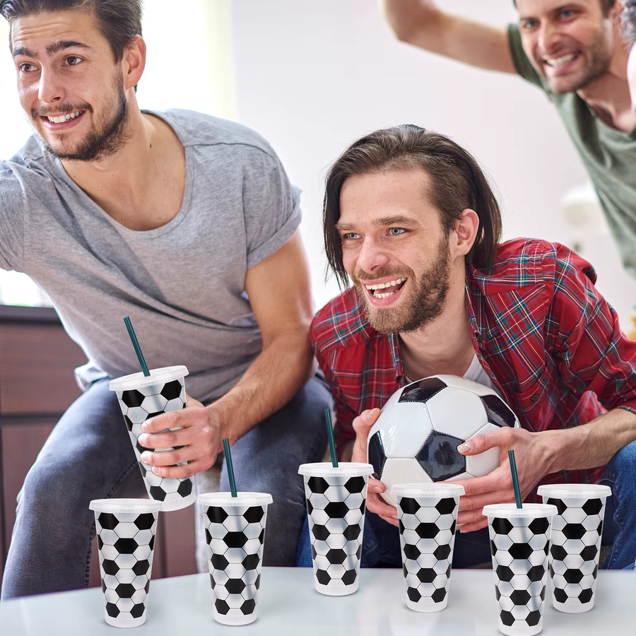 10 Stück Fußball Trinkbecher aus Kunststoff mit Deckel und Strohhalm, wiederverwendbare Tumbler für Sportfans, Mehrfarbig - Bild 5