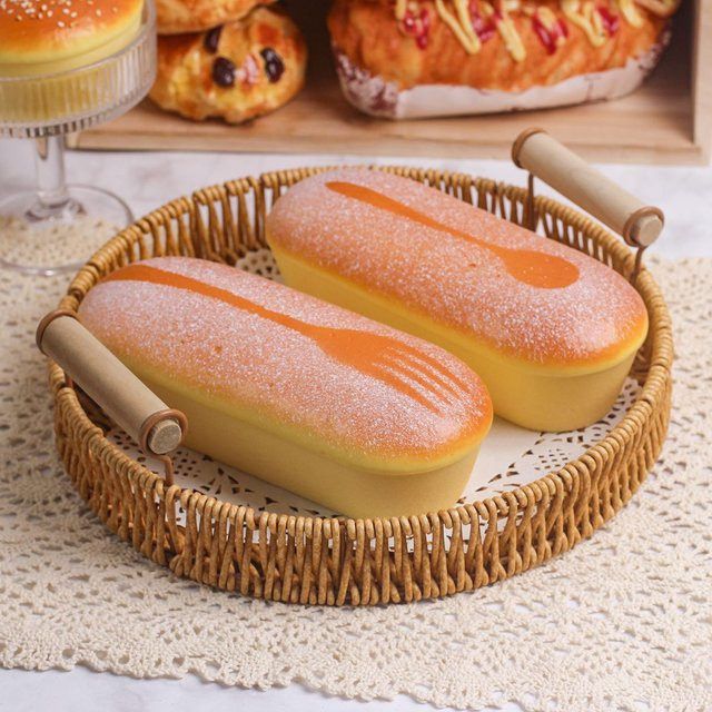 Duftendes Eierbrot-Kuchen-Simulationsmodell als weiches Quetsch-Dekompressions-Modell mit Slow Rising Effekt in Grün - Bild 1
