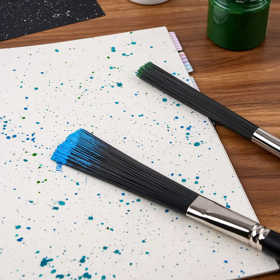 Abstrakter Spritzpinsel in Schwarz für Speckles, Spritzer und Punkt-Effekte zum DIY Scrapbooking und für Farbkunstwerke - Bild 3