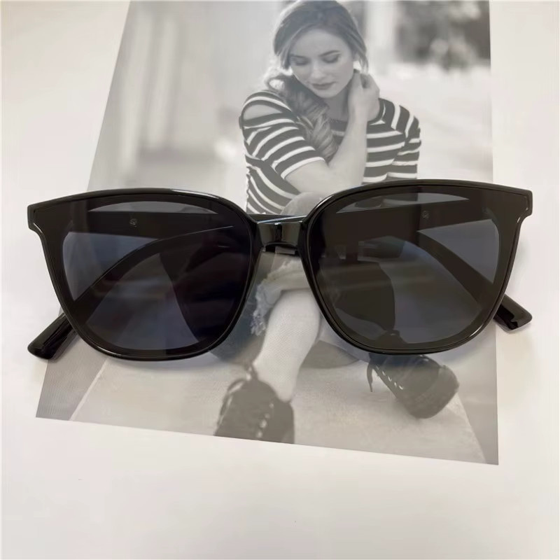 Retro-Sonnenbrille, Vollrand, Kunststoff, Schwarz, Unisex - Bild 2