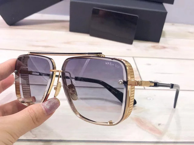 ADITA MACH SIX Sonnenbrille, Vollrand, Square, Titanium, Gold, Unisex - Bild 1