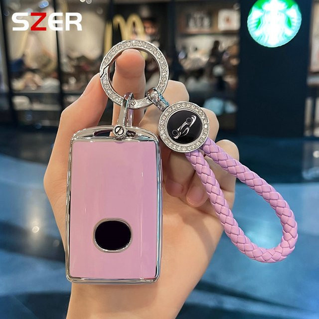 Schutzhülle für Mazda Schlüssel in Pink aus TPU für Modelle Mazda 3, CX-30, CX-5, CX-8, CX-9 und CX-30 von SZER - Bild 1