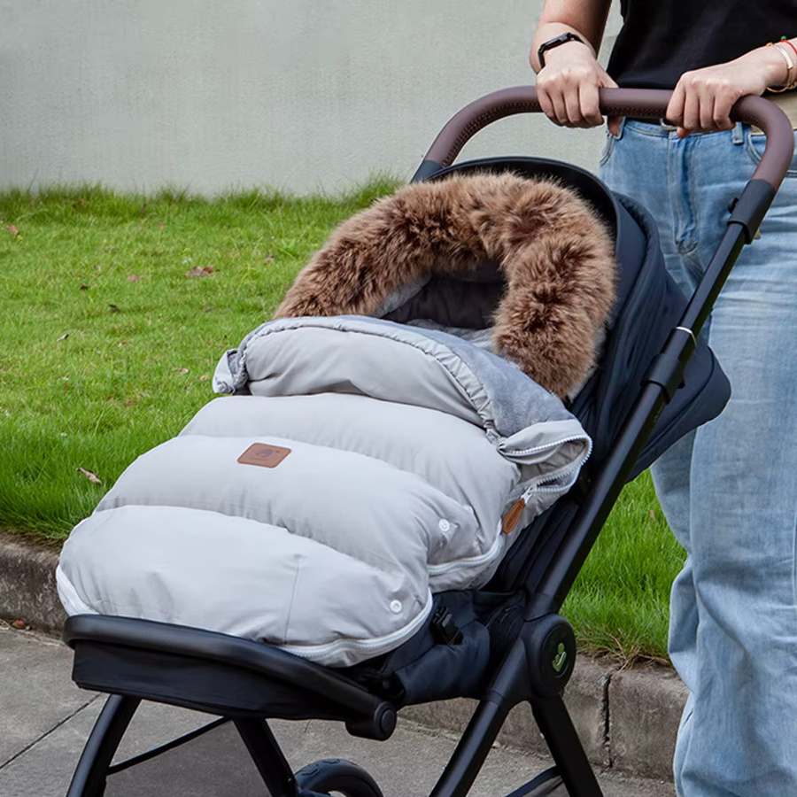 HOUSBAY Kinderwagen Fußsack für 0-24 Monate, winddichter Winter Umschlag Sack für dein Baby in Pink oder Grau - Bild 1