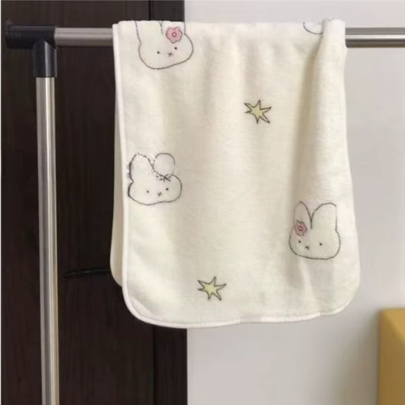 Miffy Kaninchen Gesichtshandtuch für Kinder in Weiß, weich und schnelltrocknend - Bild 2