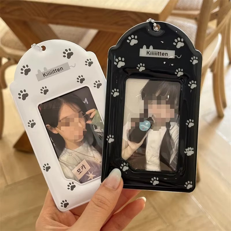 Ins-Style Kartenhalter mit Katzenpfoten-Druck in Schwarz aus PVC, Tragbarer ID-Display-Organizer und Polaroid-Schutzhülle - Bild 2