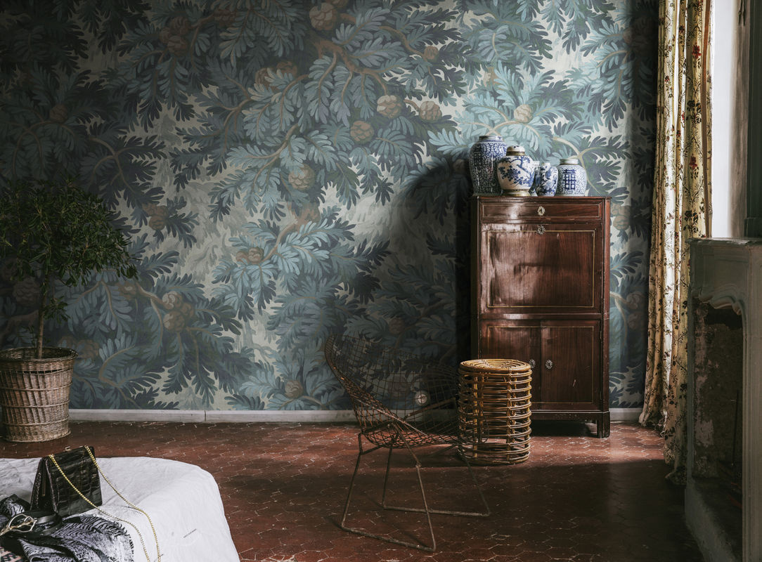 Rebel Walls Wandbild Spruce Forest Blue - Botanisches Vlies in Vintage-Optik - Bild 2