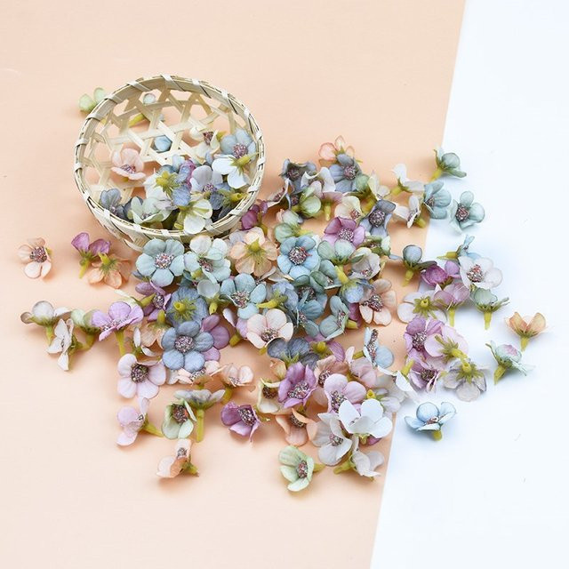50 Stück ZQCY Künstliche Seiden-Gänseblümchen in Multicolor, Durchmesser: 2 cm, ideal für DIY-Dekorationen, Hochzeiten und Haarschmuck - Bild 1