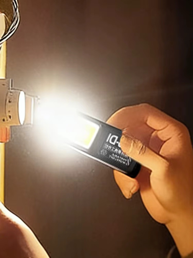 APWIKOGER Tragbare Arbeitsleuchte USB-C Wiederaufladbar, Mini-Taschenlampe für Camping und Notfälle, Schwarz - Bild 7