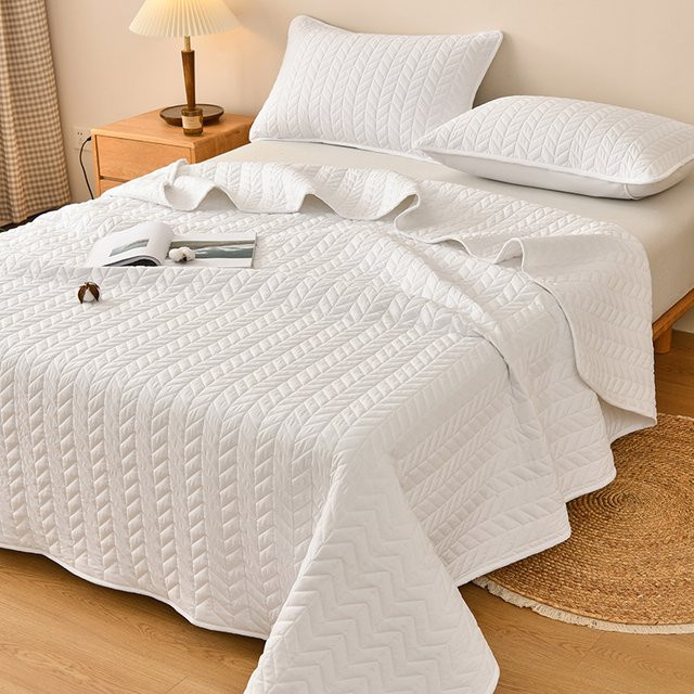 IvaRose HOME TEXTILE 3-teiliges Tagesdecken-Set in Weiß mit Kissenbezügen und Bettdecke in Queen-Size - Bild 1