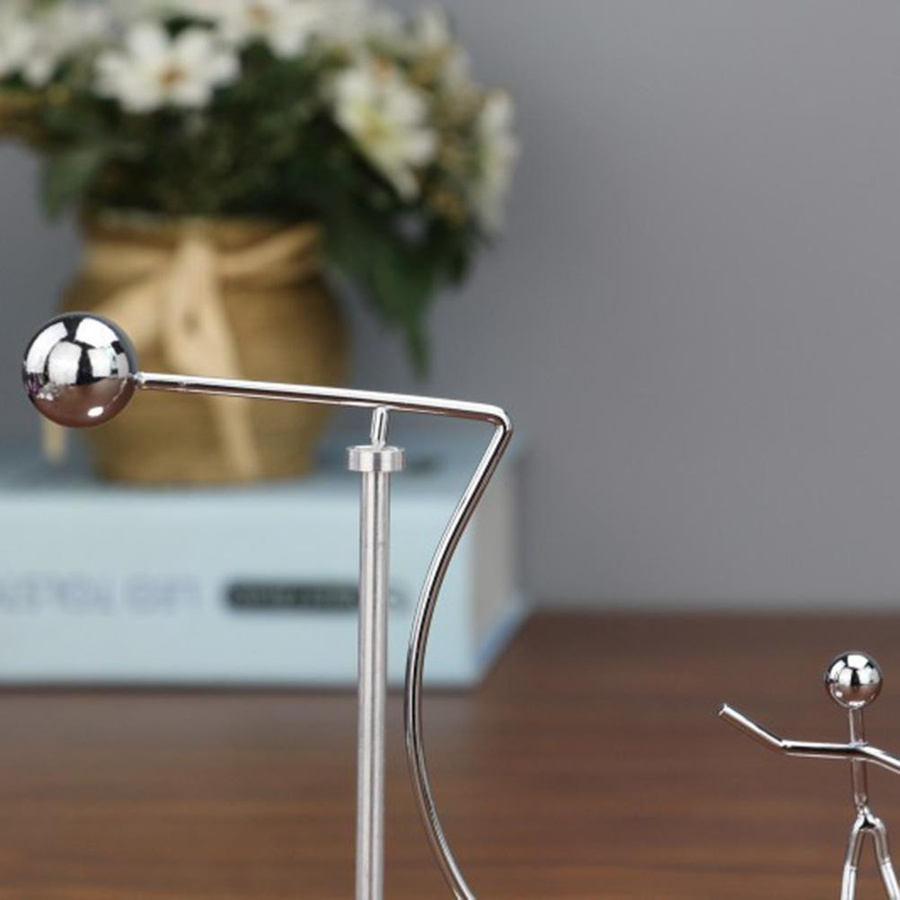 KONNWEI Balance Physik Spielzeug Einbeiniger Mann aus Eisen als Schreibtischornament und Dekoration für Heim und Büro - Bild 2