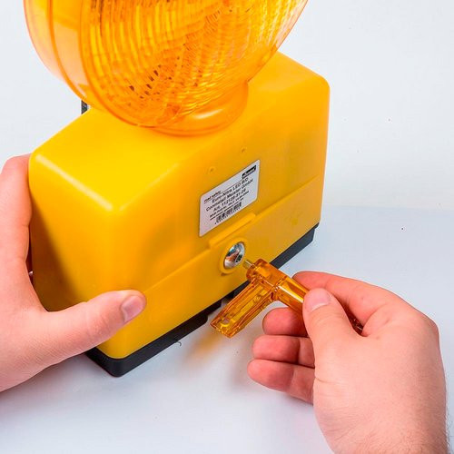 NISSEN Lampenschirm in Gelb aus Metall und Kunststoff für LED - Bild 1
