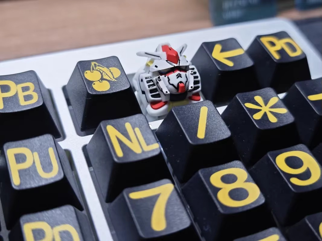 Personalisierte Anime-Charakter Tastenkappe aus Harz für mechanische Tastaturen, Multicolour - Bild 4