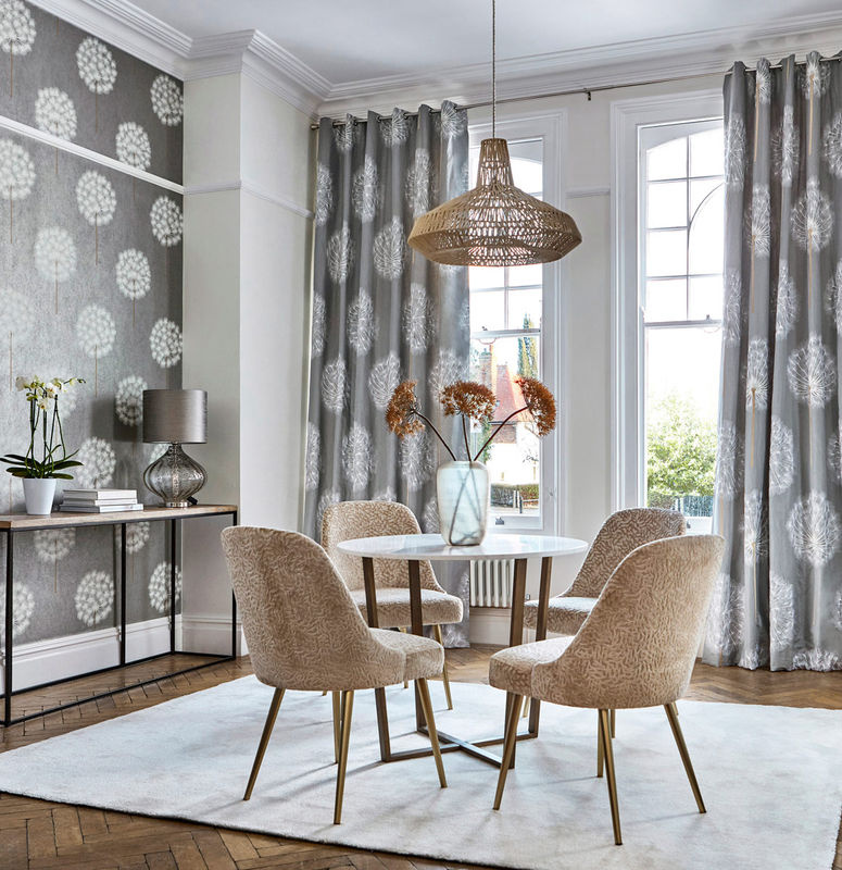 Harlequin Tapete Amity Floral Botanical in Grau und Gold als Vlies-Tapete Rolle - Bild 2
