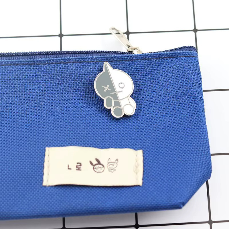 LINE FRIENDS BT21 Tata Brosche, Metall, Unisex - Bild 3