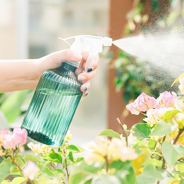Manuelle Sprühflasche aus BPA-freiem Kunststoff für Pflanzen und Reinigungsmitel, Grau, 500 ml - Bild 1