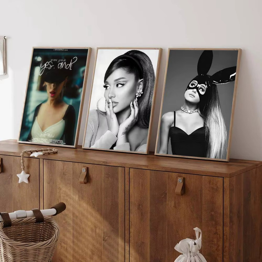A-Ariana Hot Singer Grande Film-Poster als Retro-Aufkleber aus Kraftpapier für deine Wanddekoration in Mehrfarben - Bild 3