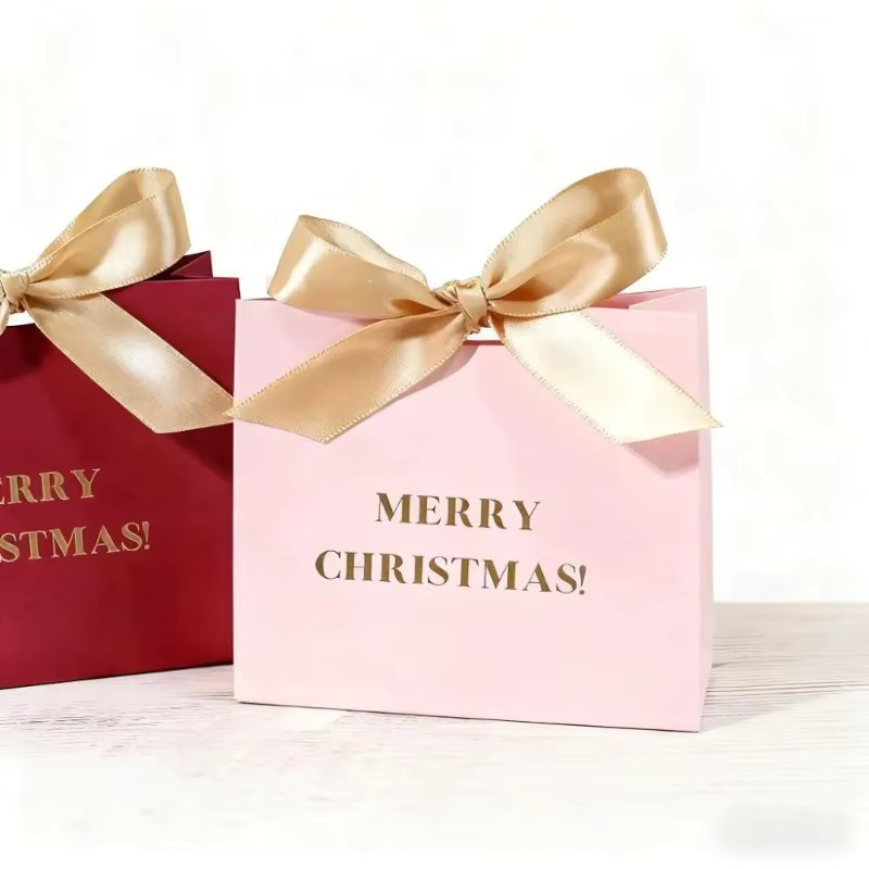 Elegante rote Weihnachtsgeschenkbox aus Papier mit Merry Christmas Design - Bild 2