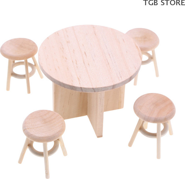 DIAPER&CORED Miniatur Möbel Set Ministertisch Stuhl und Hocker in Beige für 1/12 Puppenhaus und Micro Szene Dekoration - Bild 1