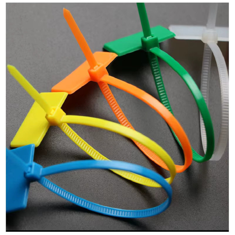 100 Stück Nylon-Marker-Kabelbinder in Weiß zur Organisation von Drähten, Kunststoff-Etiketten mit Schlaufe, Maße: 3 x 100 mm und 4 x 150/200 mm - Bild 3
