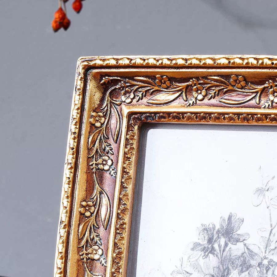 Dekorativer Fotodisplayrahmen in Gold mit Retro-Muster aus Harz - Bild 5