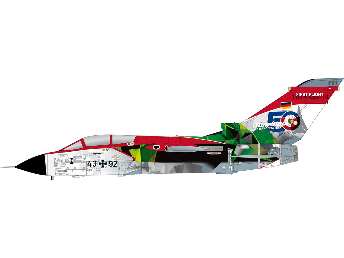 Revell Panavia Tornado IDS - 50 Years, Modellbau, 1:48 - Bild 2
