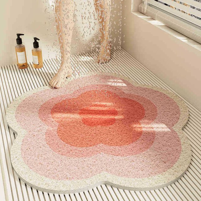 Rutschfeste Badezimmer Matte von Yiran Furniture mit floralem Pflanzenblüten-Design in Pink, B/B: 70 x 70 cm - Bild 1
