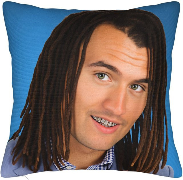 Lustiger Kissenbezug mit Charlie Kirk Meme Design von Annier aus Kurzplüsch, Farbe: Blau, B/T/H: 30 x 30 x 0 cm - Bild 1