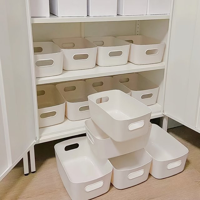 Multifunktionale Aufbewahrungsboxen aus Kunststoff für Kosmetika, Küche und Badezimmer in Apricot und Weiß - Bild 1