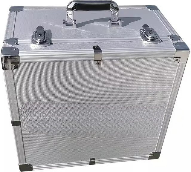 Wen Teleskopzubehör Aufbewahrungstasche aus Aluminium in Silber, B/T/H: 44,5 x 39,5 x 23,5 cm - Bild 1