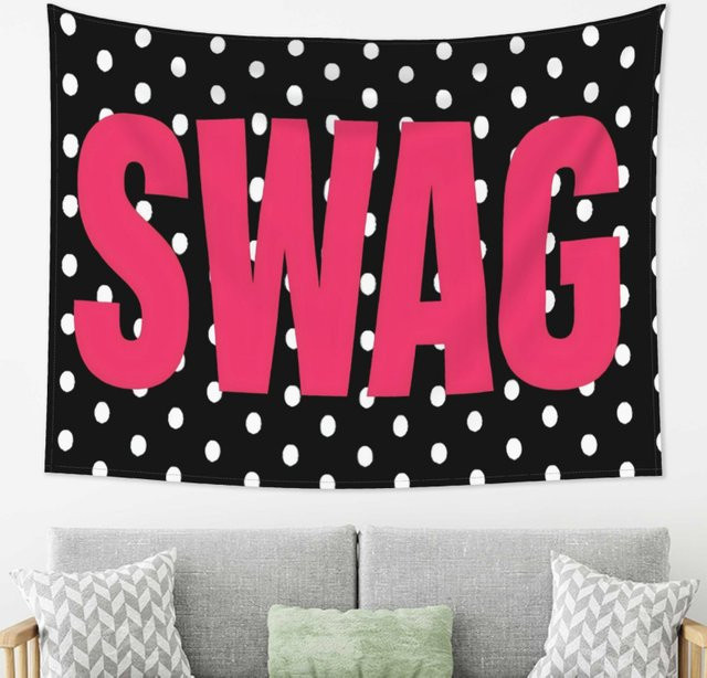 VIKAMA Polka Dot SWAG Wandteppich mit rosa Schriftzug, geometrisches Textildesign in Pink und Multicolour, Wandbehang für Schlafzimmer und Wohnheim, B/H: 40 x 60 cm - Bild 1