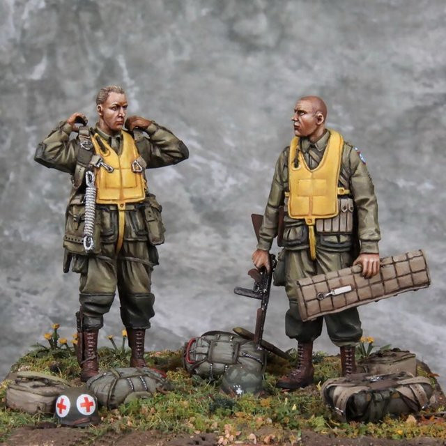 GK Fallschirmjäger und Sergeant der amerikanischen Armee, Resin-Soldatenmodell, 1/35, Bausatz - Bild 1